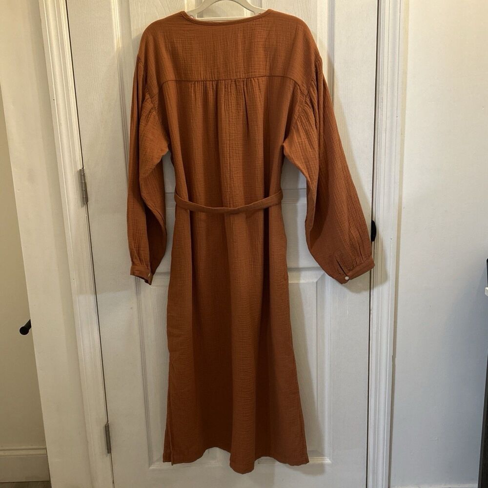 Universal Thread Long Sleeve Dress in Rust - Picture 2 of 16